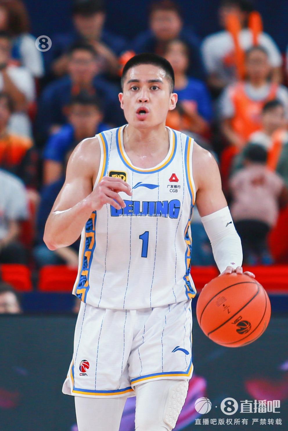 第四節(jié)先生！陳盈駿9中3得11分2板9助&11分全部為第四節(jié)所得！